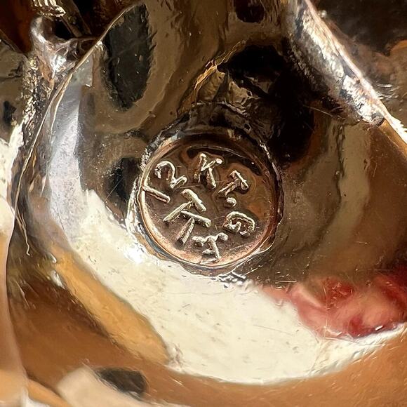 Vintage 12K Gold Filled TK Textured Flower Brooch 1960s Mid Century Sharp Edges - Picture 3 of 8